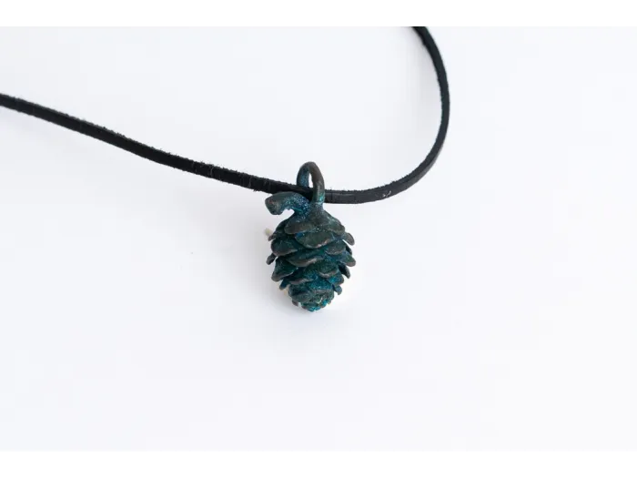 Bronze necklace - pine cone aged