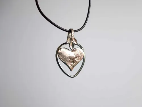 Bronze heart (engraved)