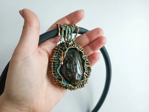 Masyvus vintage bronzos ir Lietuviško aukso amuletas Nr. 3