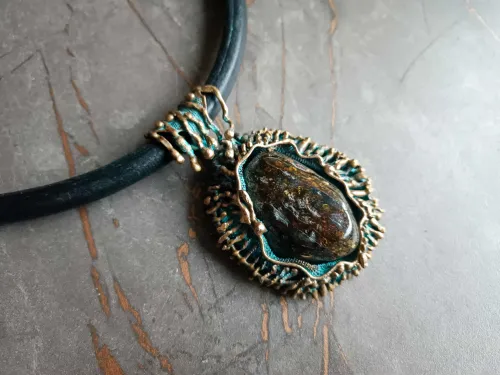 Masyvus vintage bronzos ir Lietuviško aukso amuletas Nr. 3