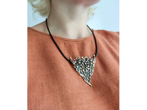 Plant patterns in bronze