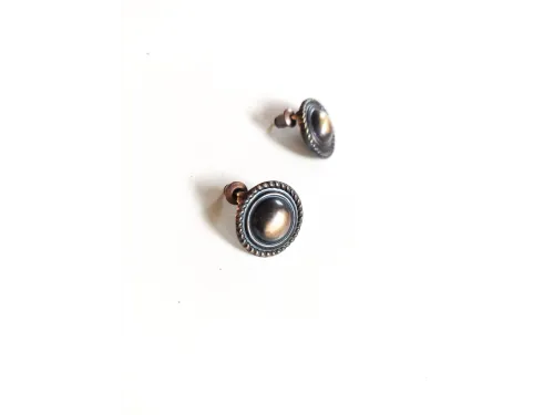 Snap-on vintage eyes