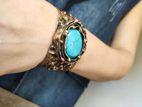 The elegance of turquoise