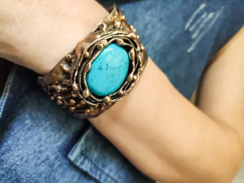 The elegance of turquoise