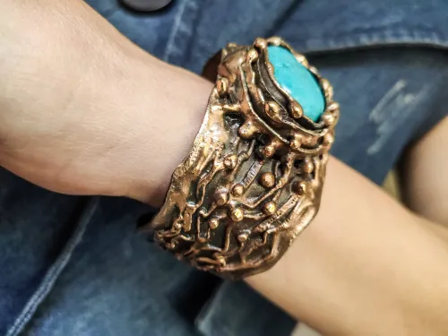 The elegance of turquoise