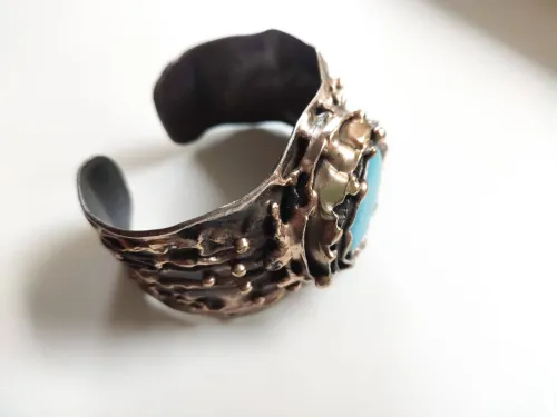 The elegance of turquoise
