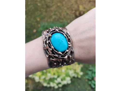 The elegance of turquoise