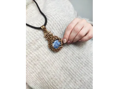 Sodalite splendor in bronze