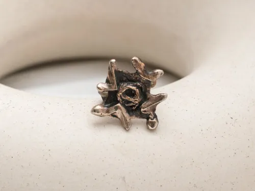 Melchioro ornamentinis žiedas