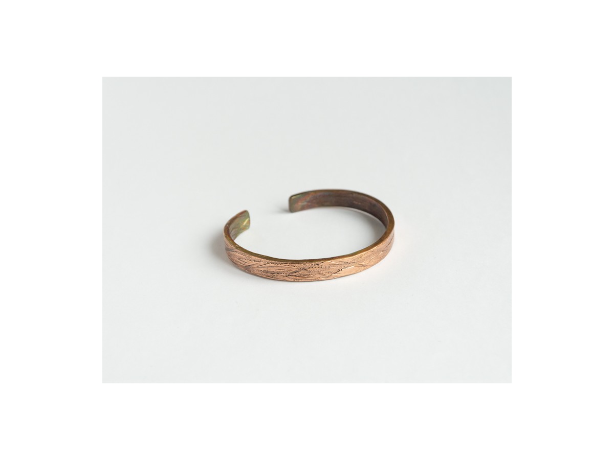 Amazon.com: Wonder Care 100% Pure Copper Bracelets for Women | Solid and  High Gauge Pure Copper Non-Magnetic Bracelet kada for Rakhi Gift  |Adjustable Free Size Cuff Copper Bracelet for Rakhi Gift :
