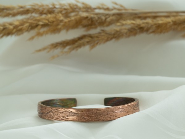 Massive copper casual bracelet