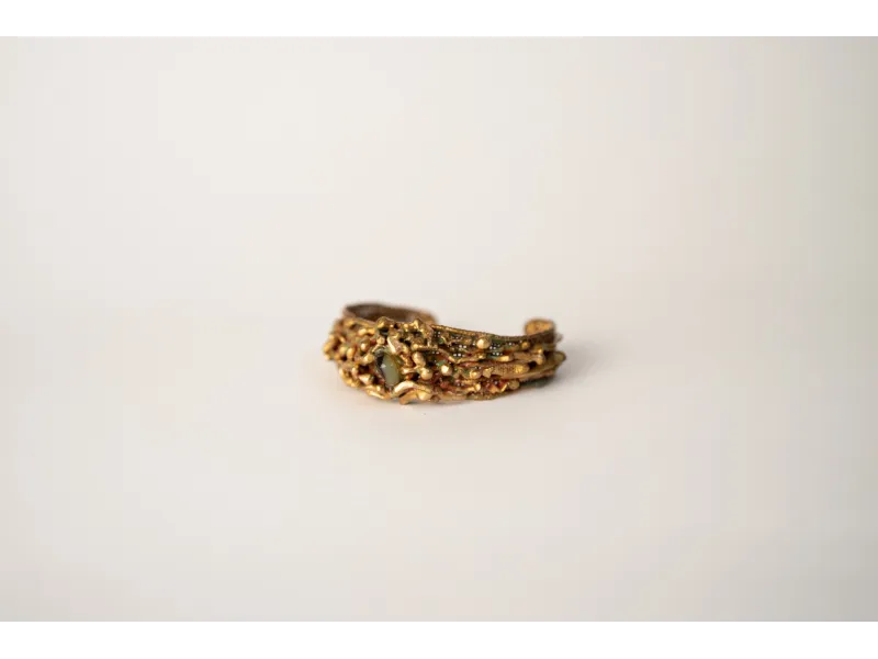 Bronze drops with a glass (for a small wrist)