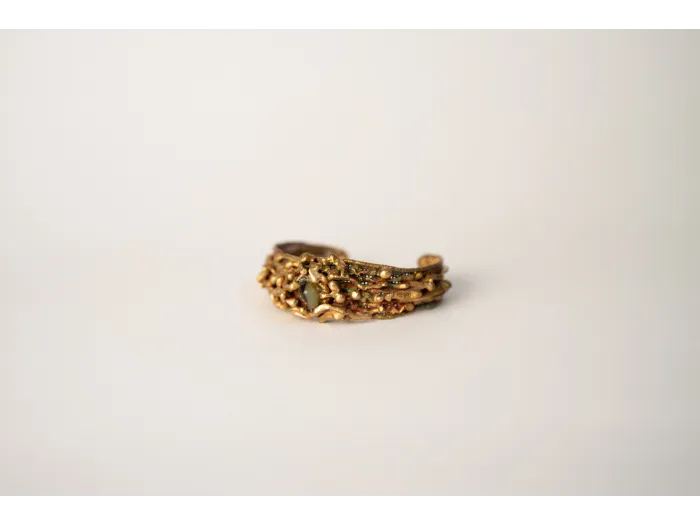 Bronze drops with a glass (for a small wrist)