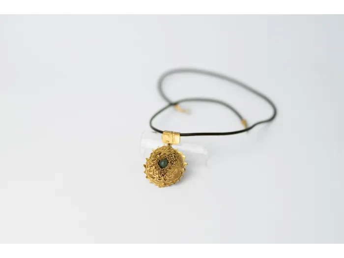 Handmade bronze necklace - Jasper flower