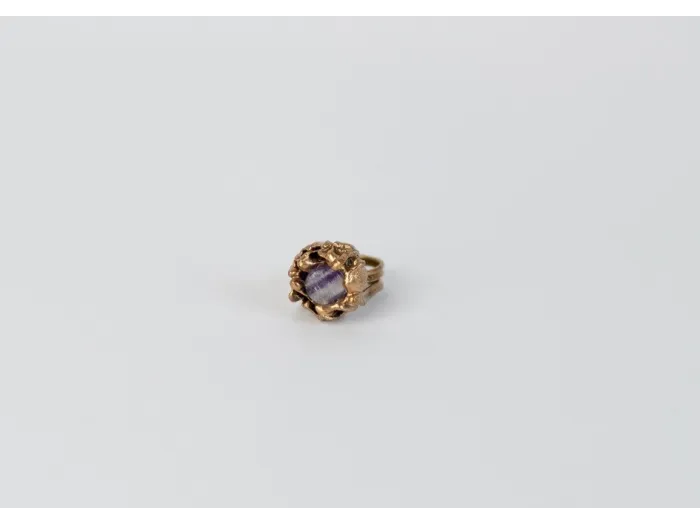 Striped amethyst