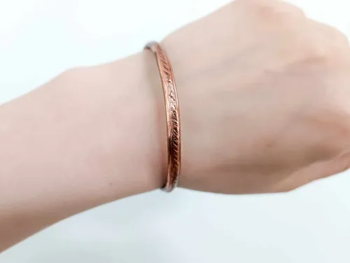 Strips in copper