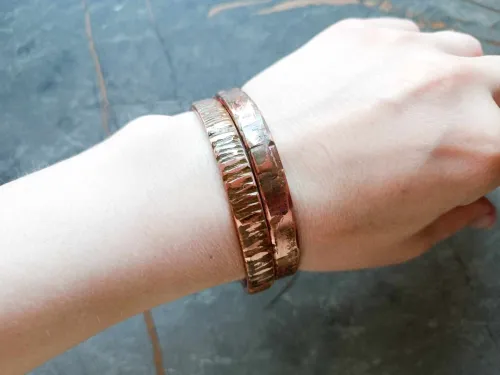 Copper bracelet with bright textures 0.8 cm wide