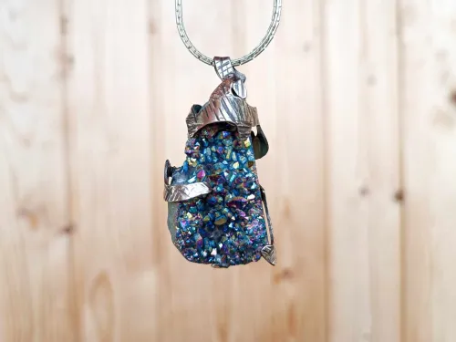 Bronze necklace - the glow of pyrite