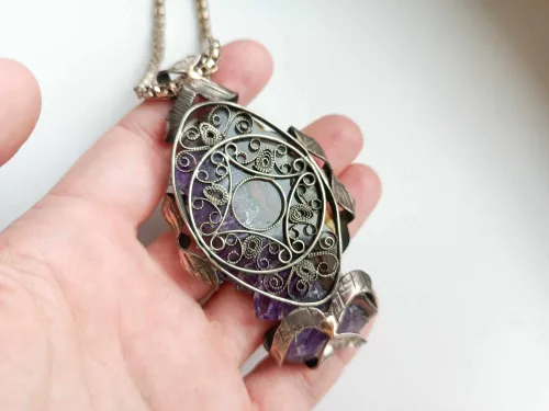 Melchior necklace - amethyst crysta cut no1