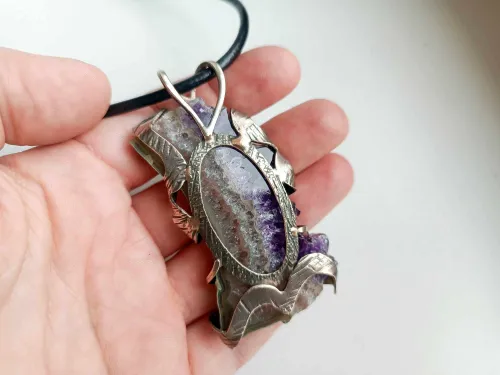 Melchior necklace - unreal amethyst cut no2
